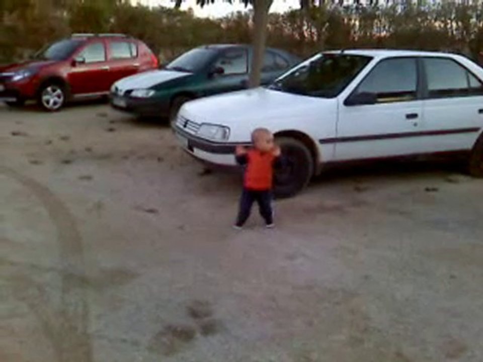 TOM mon fils d'amour qui marche