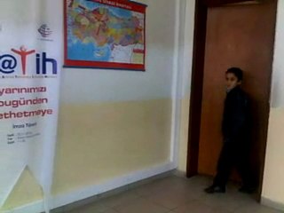 DENİZDEN BABAM ÇIKSA YERİM