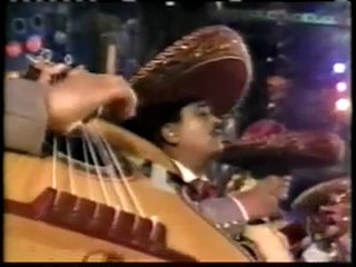 Lucero recibe Gaviota de Plata en Viña del Mar 2001 1.2