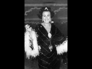 Müzeyyen Senar--Geceler Gariplerindir