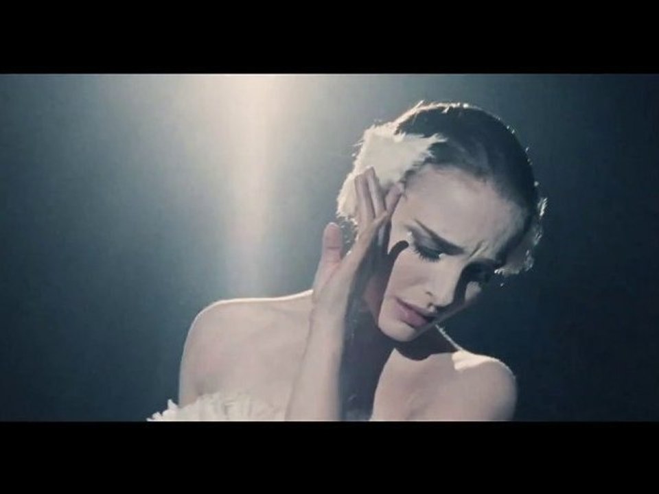 Black Swan (Trailer 2 HD) {VO}