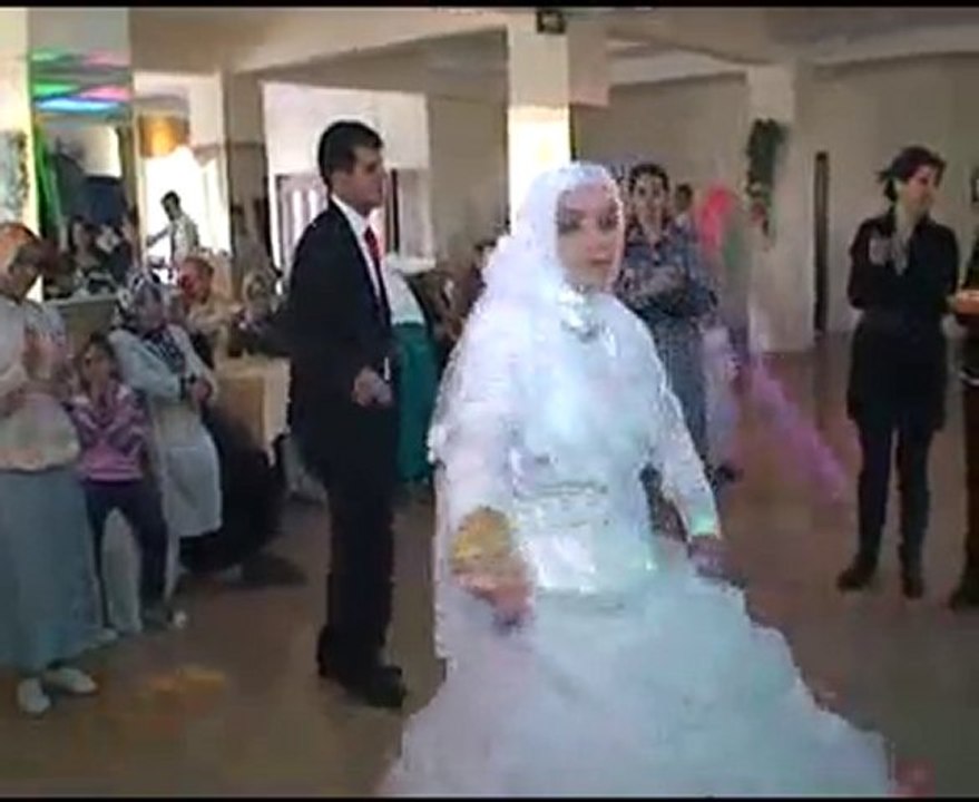 Funda ve Birkan' ın Düğünü, Ölürümde ayrılamam yar senden