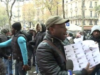 Des Ivoiriens de Paris manifestent contre Gbagbo