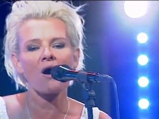 Peter Jöback o Eva Dahlgren - Himlen Är Inget Tak