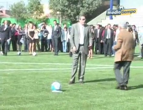 Medio Tiempo.com - Presentación Cancha Cruz Azul