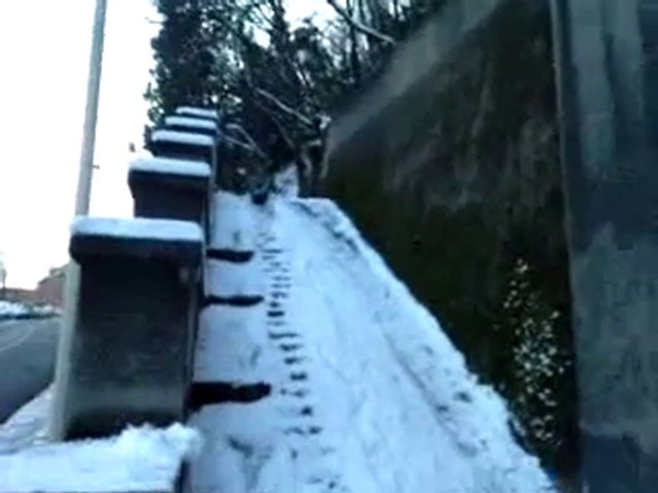 Attentat à la neige