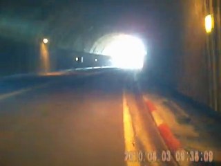 Vía de la Plata: entrada en Galicia por el túnel de La Canda