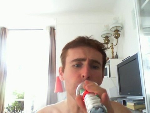 Wiwi égratigne toi et moi de Guillaume Grand