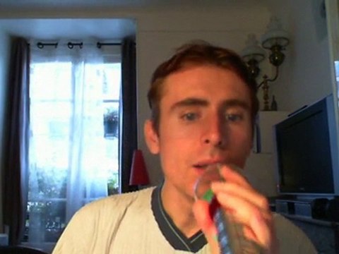 Wiwi égratigne tu es là au rendez vous