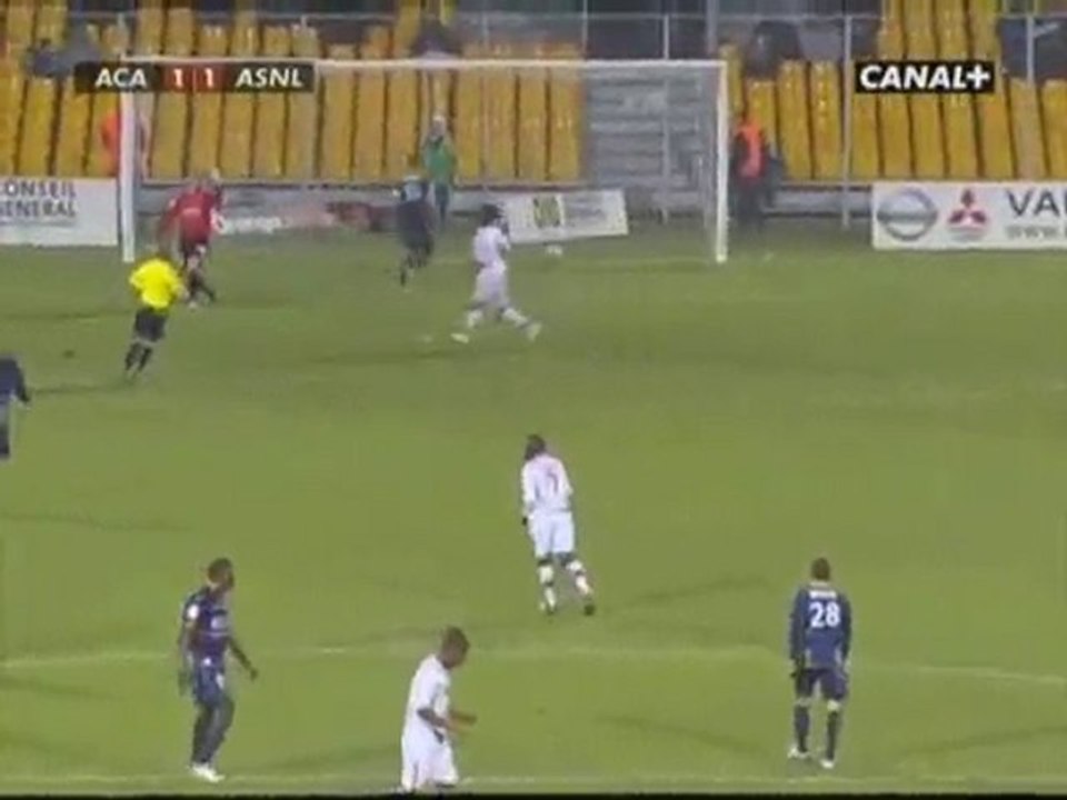 Goal Hadji Youssouf against Arles-Avignon