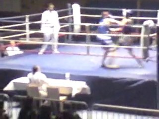 Round 2 Eddy akkari [ gant bleu ]