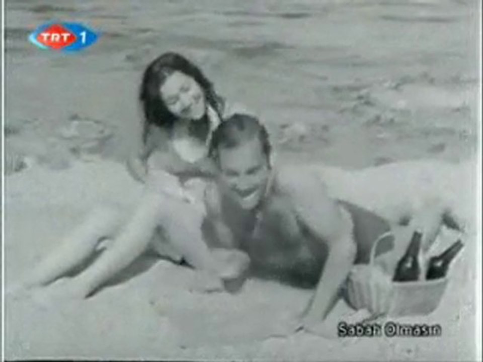 Sabah Olmasın (1969) Ayhan Işık_ Hülya Darcan