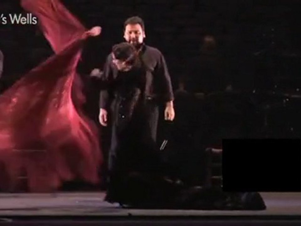 Eva Yerbabuena - Jose Valencia Vargas en  Lluvia