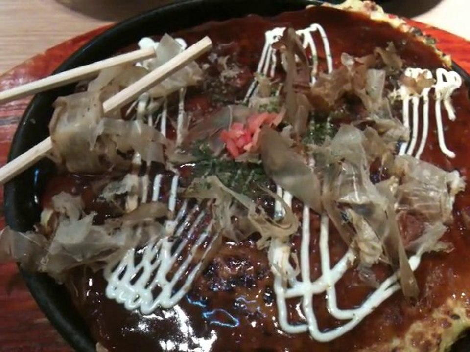 L'Okonomiyaki de chez Aki ça bouge dans ton assiette!