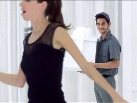 LA HALLE AUX VETEMENTS Publicité Dancing queen