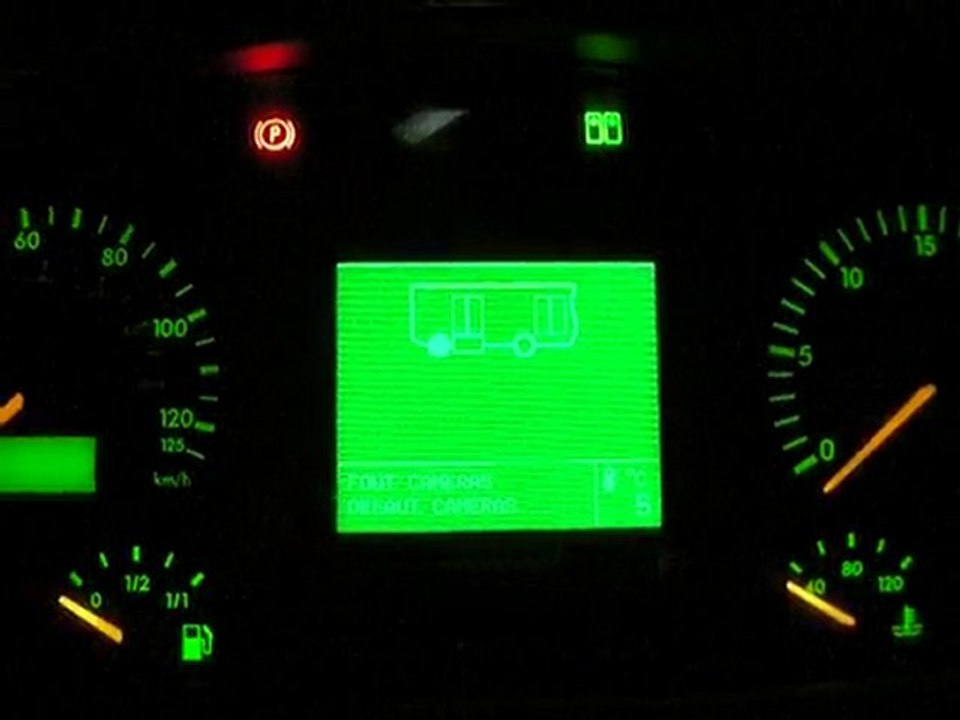 NOUS MAUVES ET BLANCS