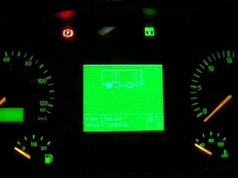 NOUS MAUVES ET BLANCS