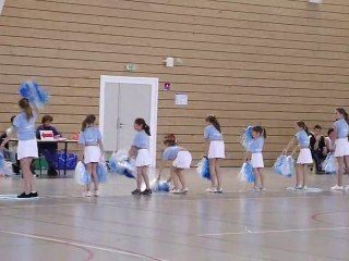 Les CANSA GIRLS font le SHOW le 4 dec. 2010 à CHATEAUNEUF