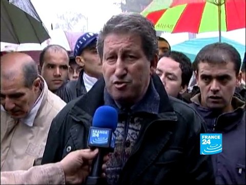 ALGERIA - Four accused of violating Islamic precepts