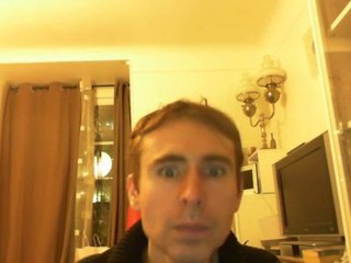 Wiwi égratigne "la playa"