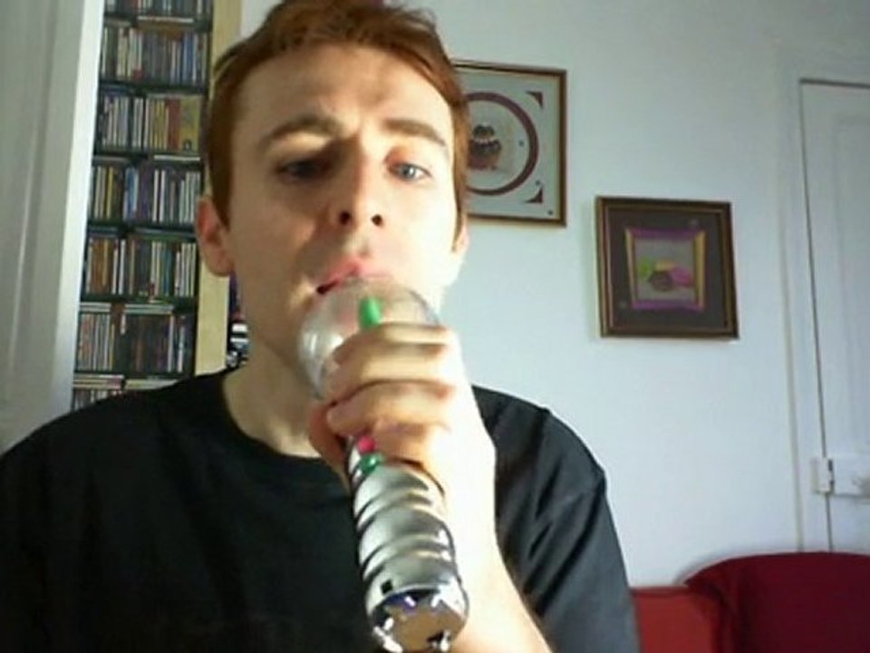 Wiwi égratigne "face à face" de Linda De Suza