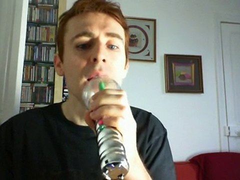 Wiwi égratigne face à face de Linda De Suza