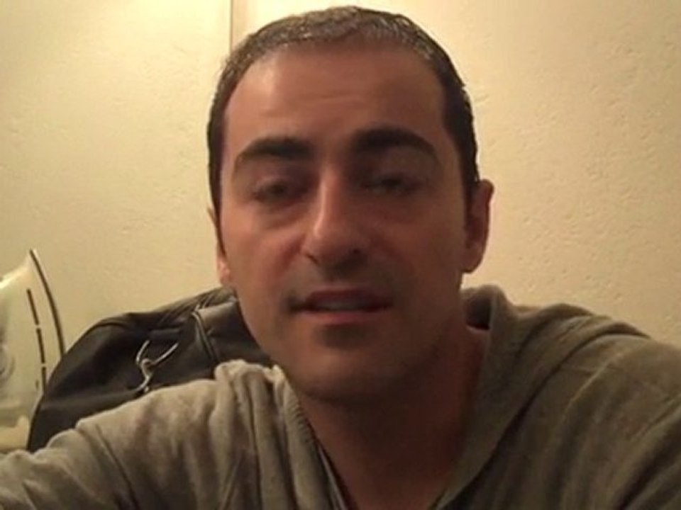 O Θανάσης Αλευράς στο cosmo.gr 1