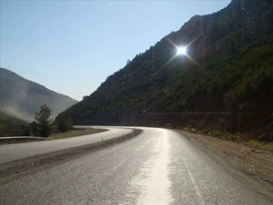 Film=HÜZÜNLÜ GÖZLERİM =ADINI SAYIKLARKEN
