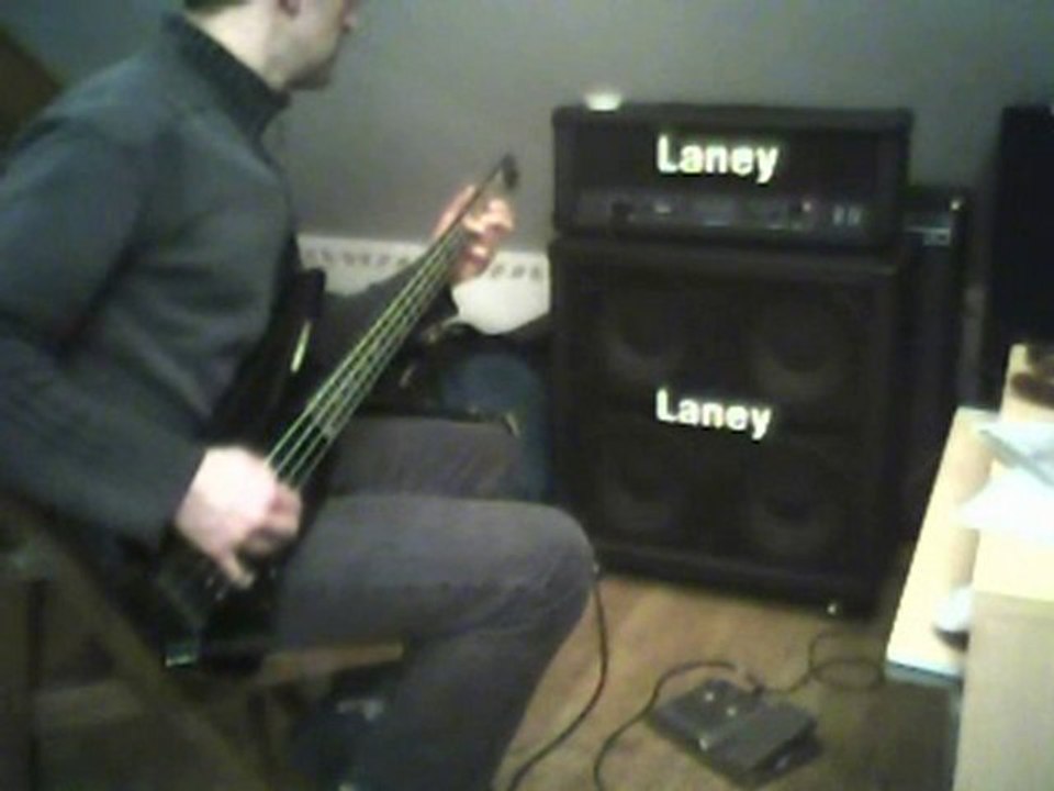 Demo ampli basse LANEY BH 150