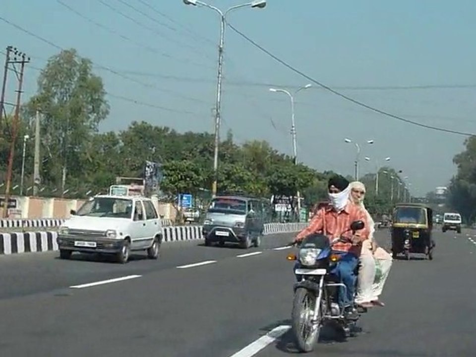 Inde 2010 - Jammu - A contresens