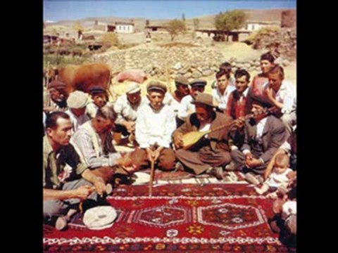 Aşık Veysel - Kul Olayım Kalem Tutan Ellere