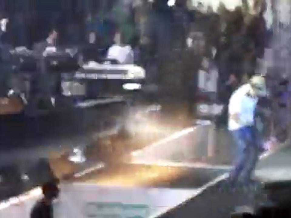 MUSTAFA SANDAL 2010RİZE ÜNİVERSİTESİ KONSERİ ATEŞ ET VE UNUT