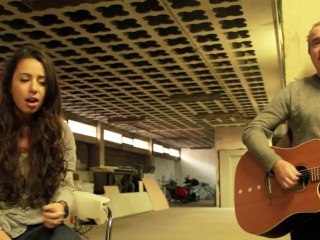LANA REINA "JE SUIS LA"   – ACOUSTIQUE