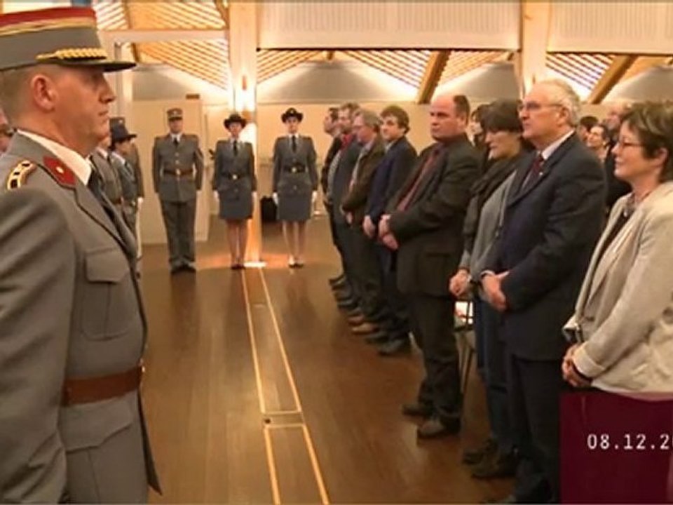 VUES SUR L'ACTU du 08 décembre 2010