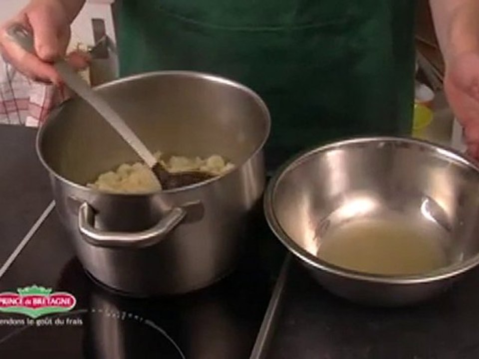 Potage de chou-fleur et chantilly au curry