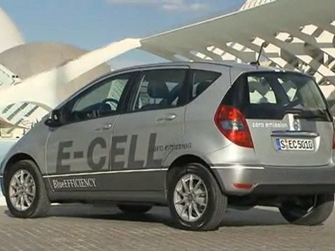 Mercedes-Benz SLS AMG E-Cell - Deutsch