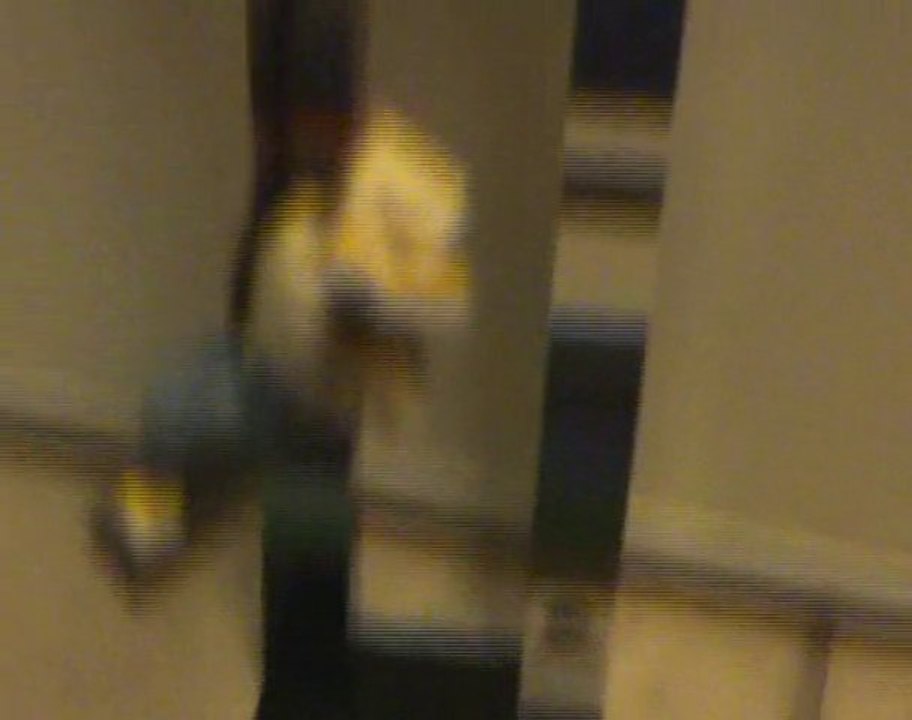 un lego pendu