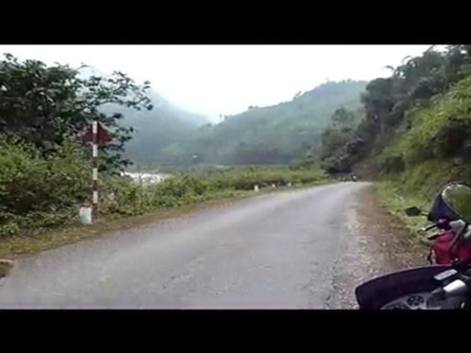 Motorcycle Motorbike tours to Ho Chi Minh Trails Vietnam wit