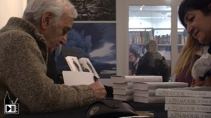 Charles Aznavour donne deux trois conseils