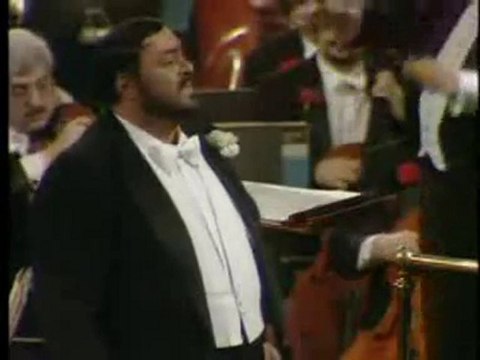 Pavarotti - Una Furtiva Lagrima - Donizetti _