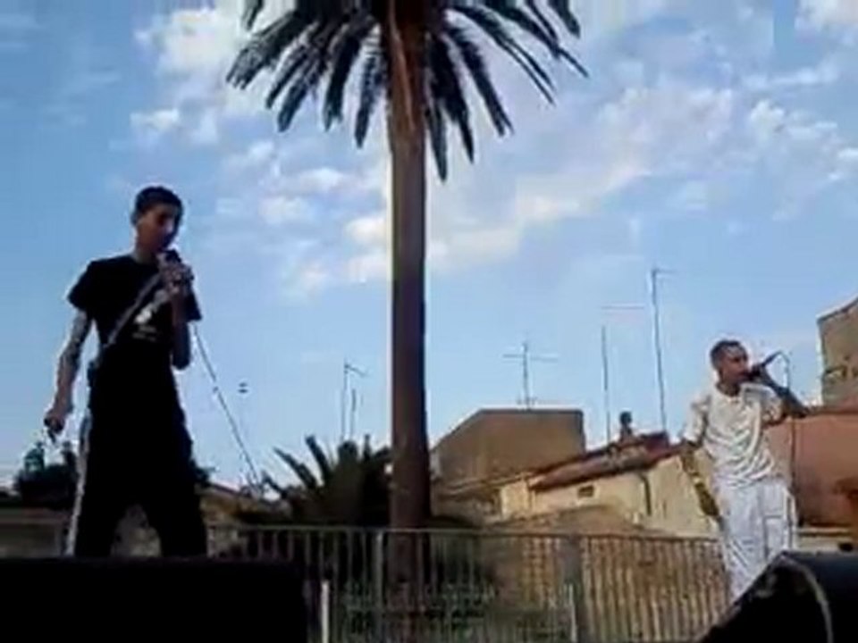 wassil et yacine sur scene concert