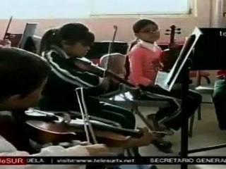 Música para los niños, en lugar de drogas y violencia en Ciudad Juárez