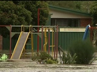 'Worse to come' for Australian floods