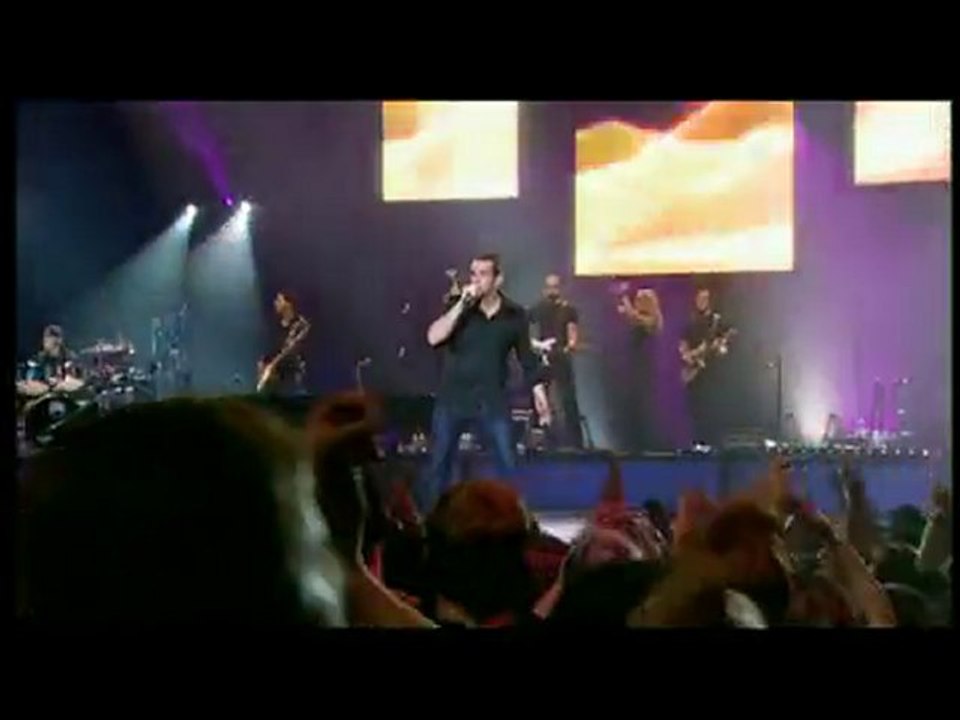 Garou - Que l'amour est violent (live 2004)