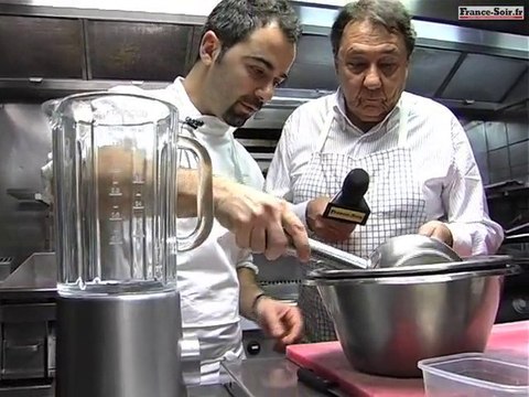 Recette - Foie gras poêlé aux poires et caramel demi-sel