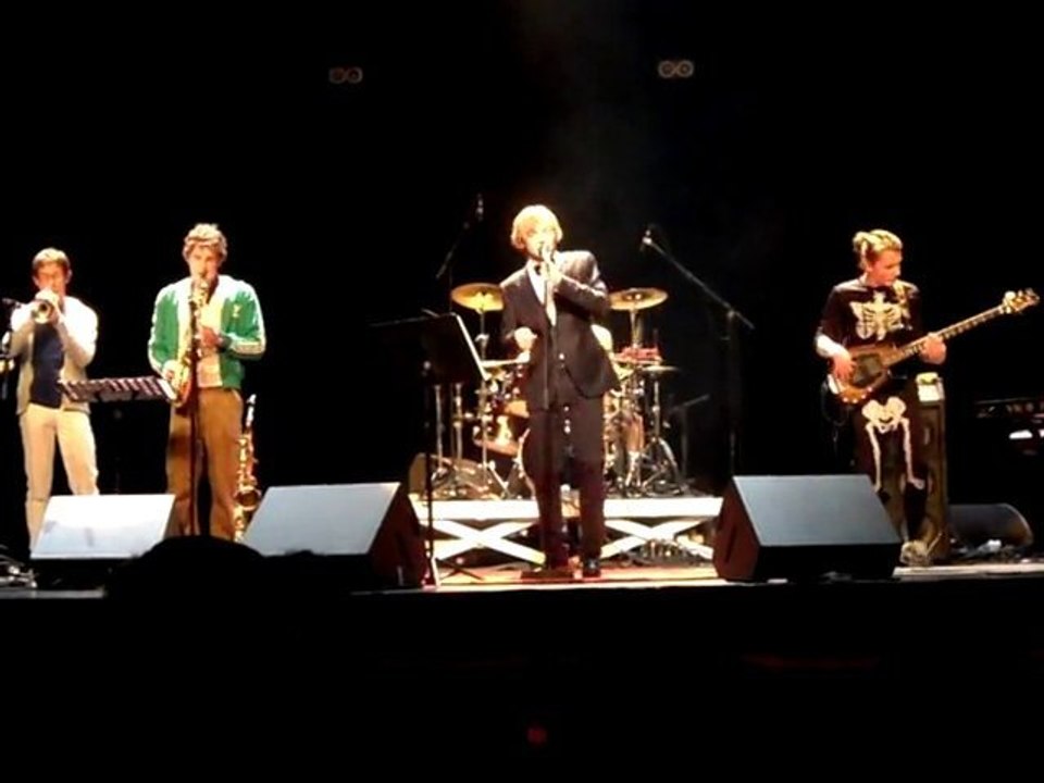 Jewels Make Flowers - Béthune