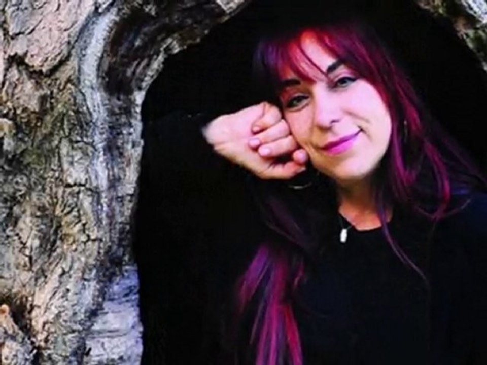 Leman Sam / Deli Kuş