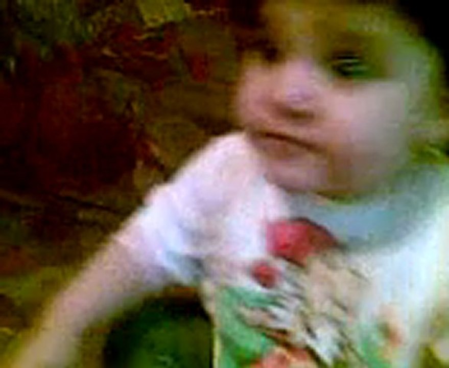 elanur sow yapiyor