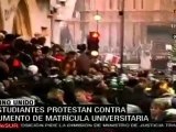 Universitarios londineses protestan contra aumento de matrículas