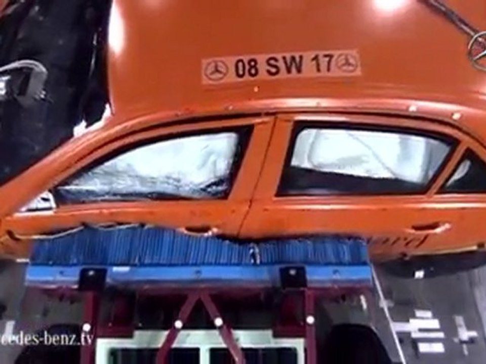 Mercedes Benz - 30th Happy birthday, Airbag!